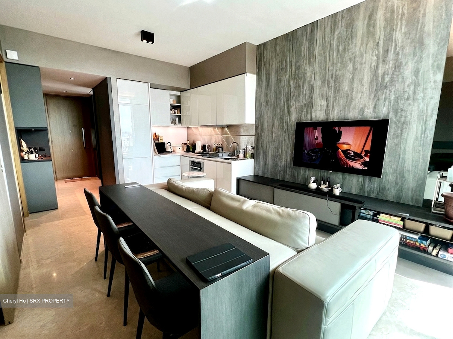 Marine Blue (D15), Condominium #566430031
